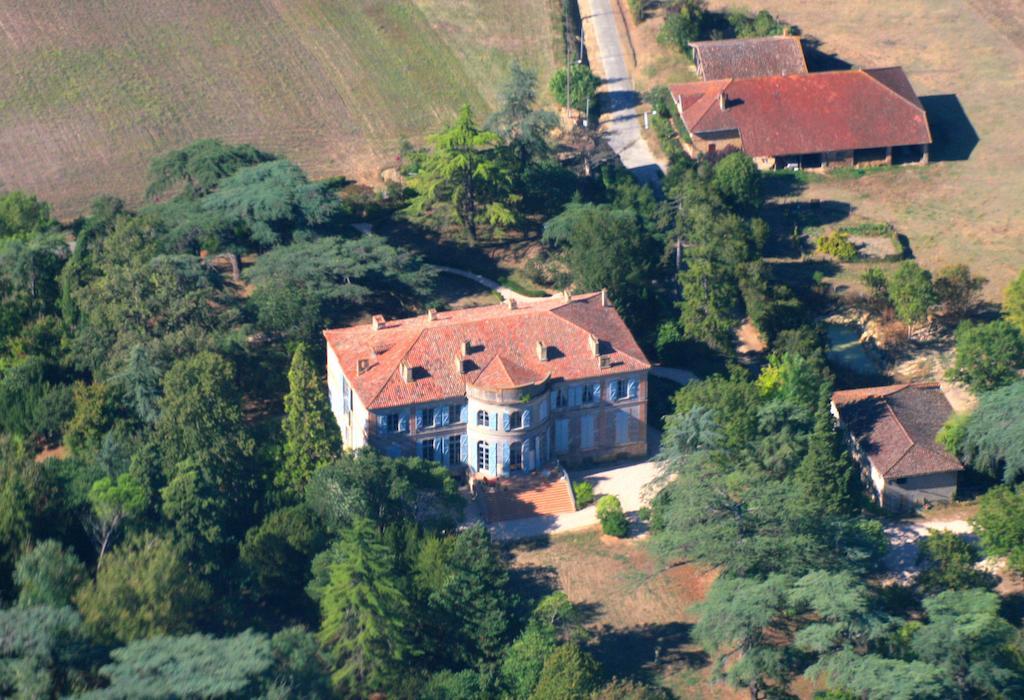 Chateau De Clermont-Saves Bed & Breakfast L'Isle-Jourdain  Luaran gambar